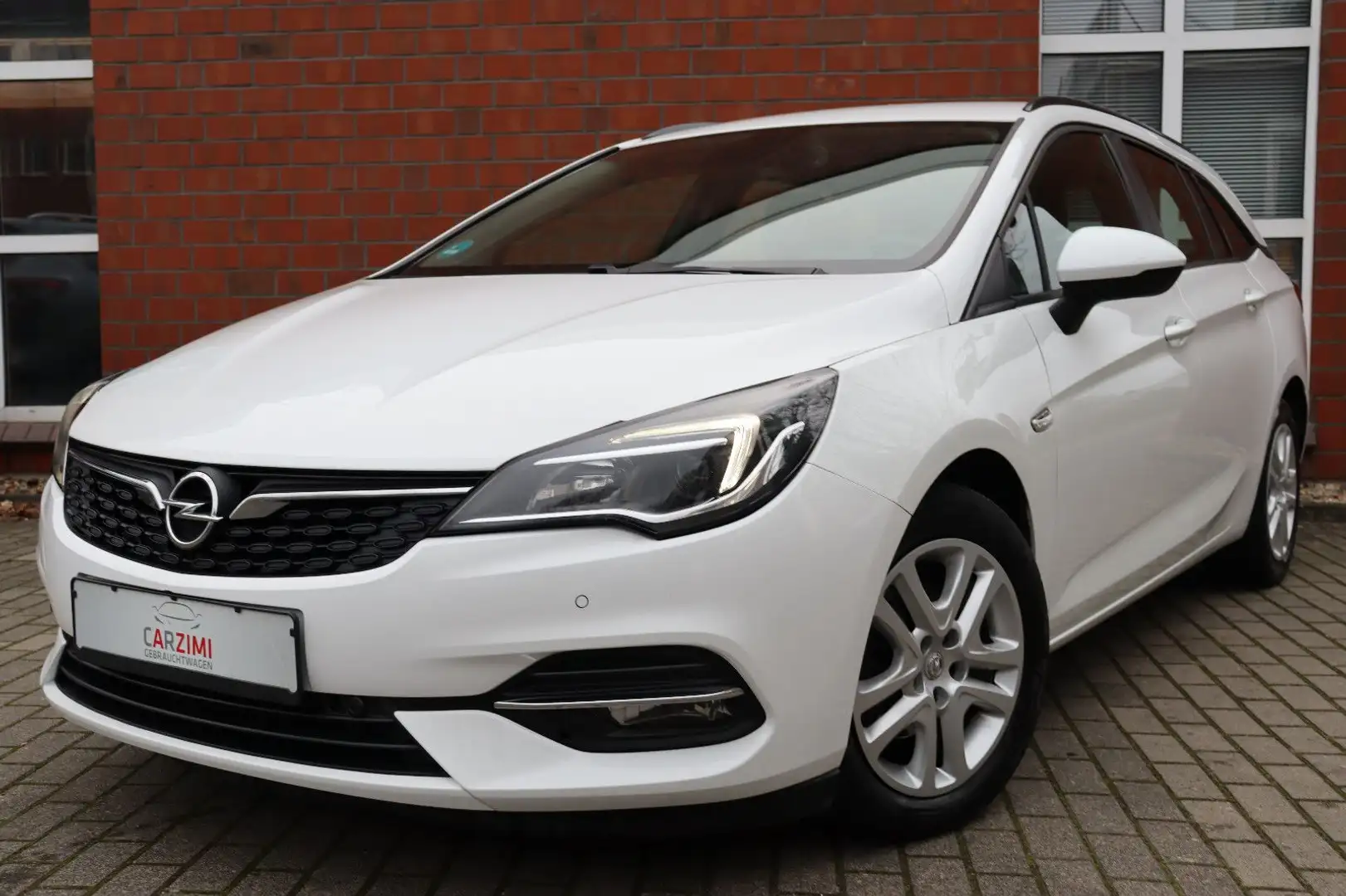 Opel Astra K Sports Tourer 1.5 CDTi LED Navi Blanc - 1