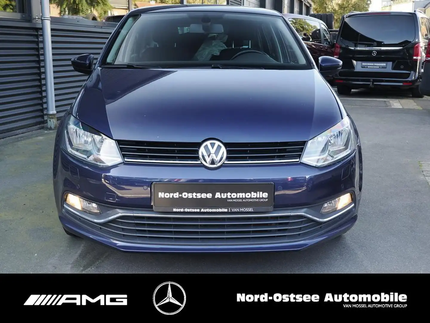 Volkswagen Polo 1.0 COMFORTLINE PDC KLIMA SITZHZG ZV ESP Blau - 2