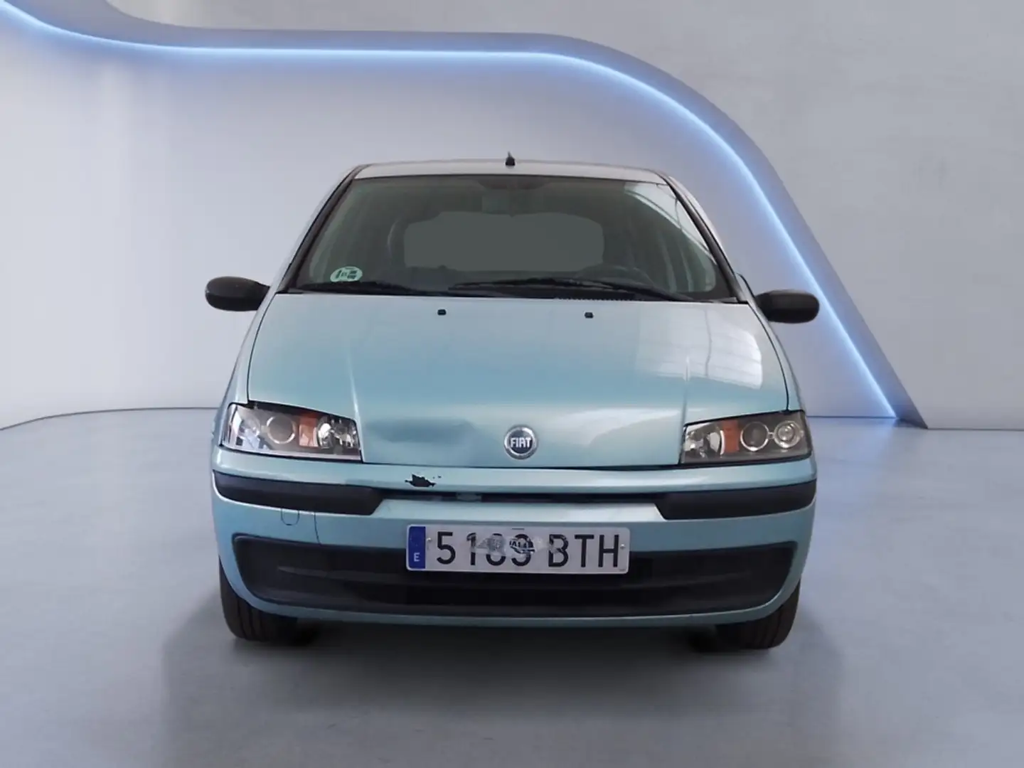 Fiat Punto Pequeño Manual de 3 Puertas - 2