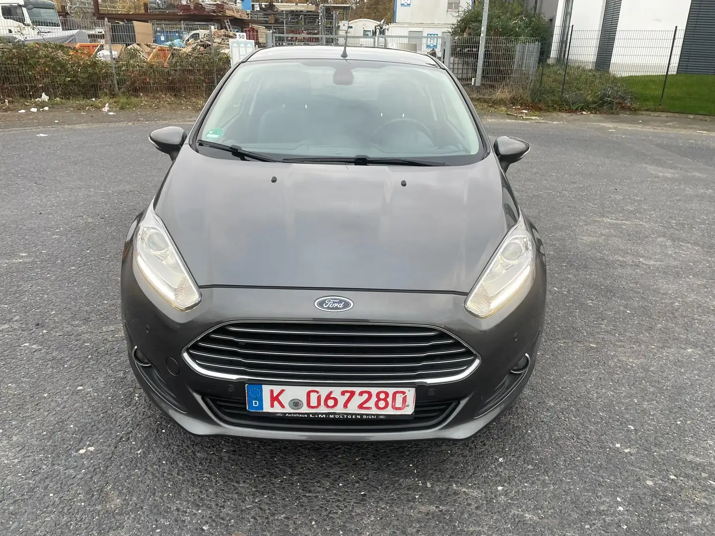 Ford Fiesta Titanium, Klima, PDC, Alu, Grau - 2