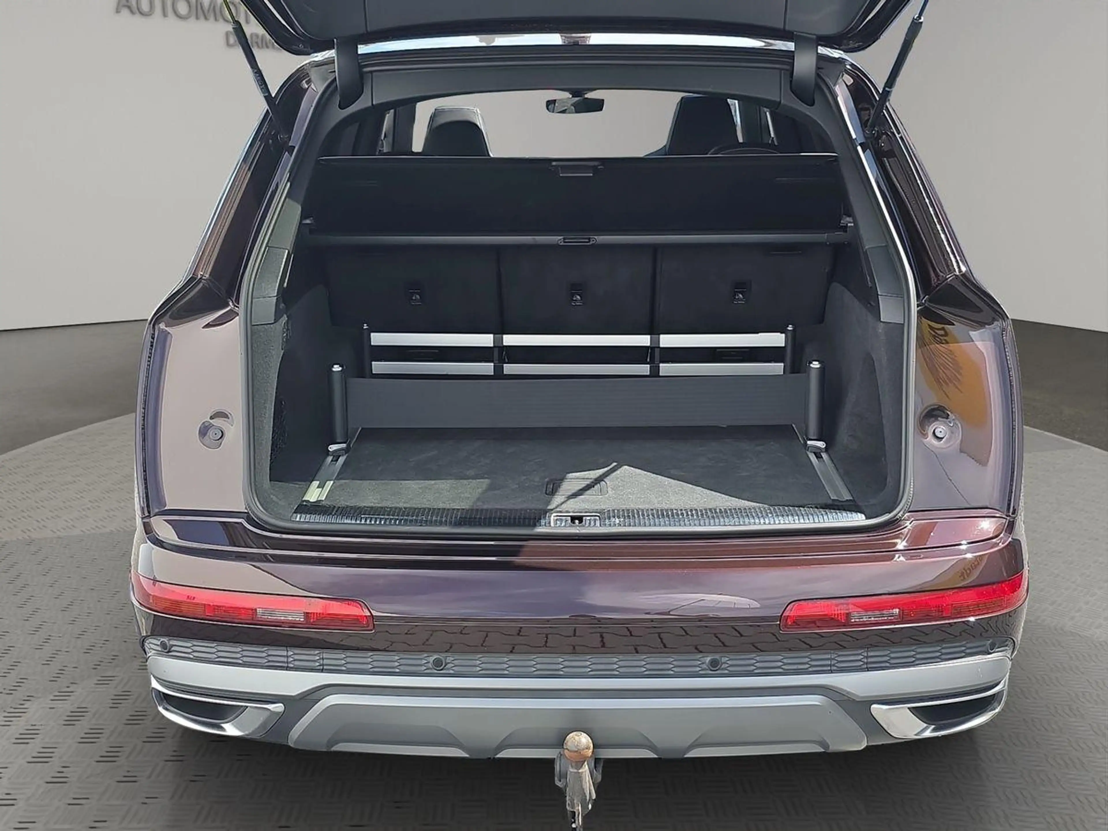 Audi Q7 50 TDI qua STDNHZ PANO AHK SITZBLF 360° LUFT H-UP — photo 7