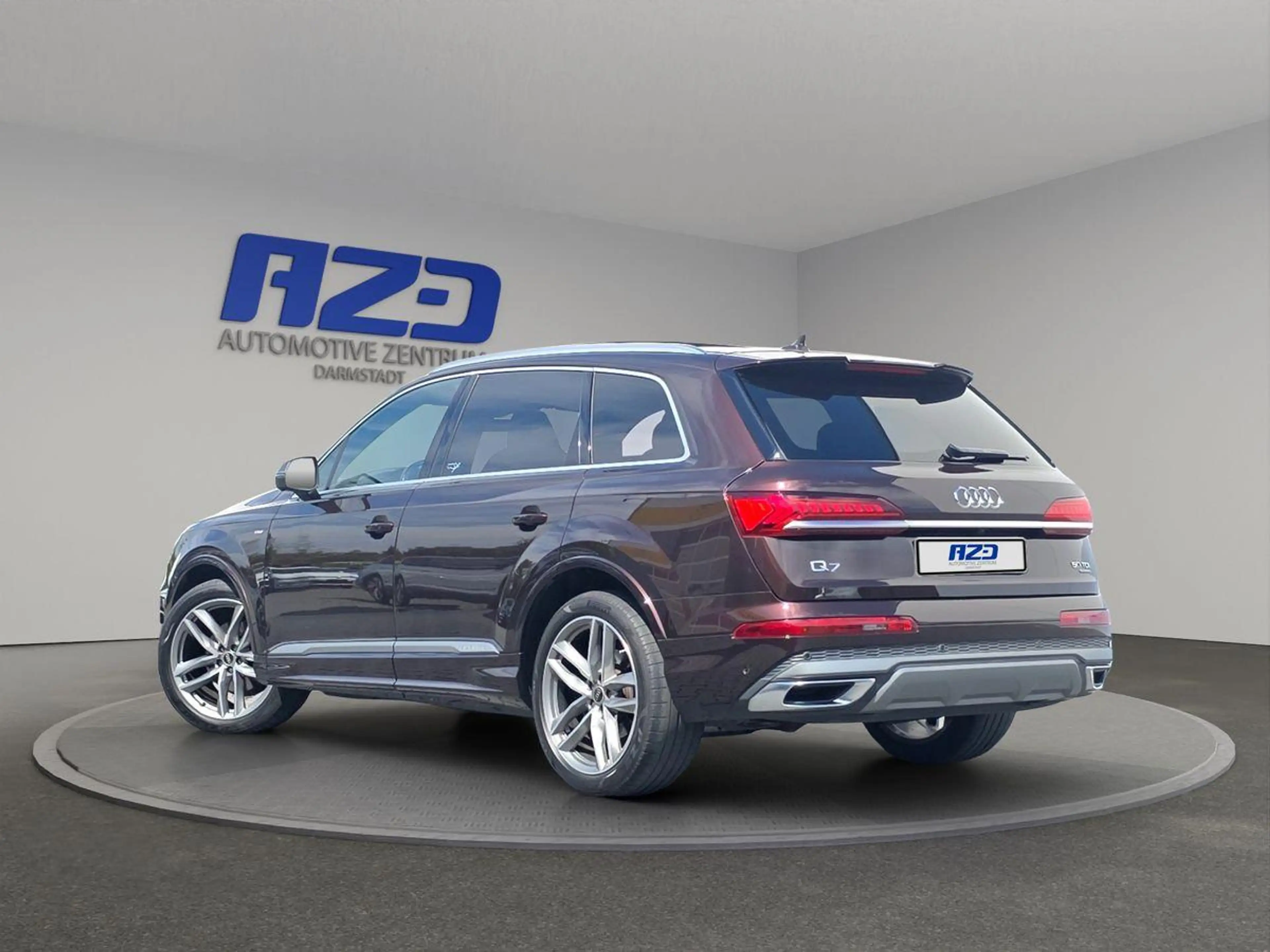 Audi Q7 50 TDI qua STDNHZ PANO AHK SITZBLF 360° LUFT H-UP — photo 4
