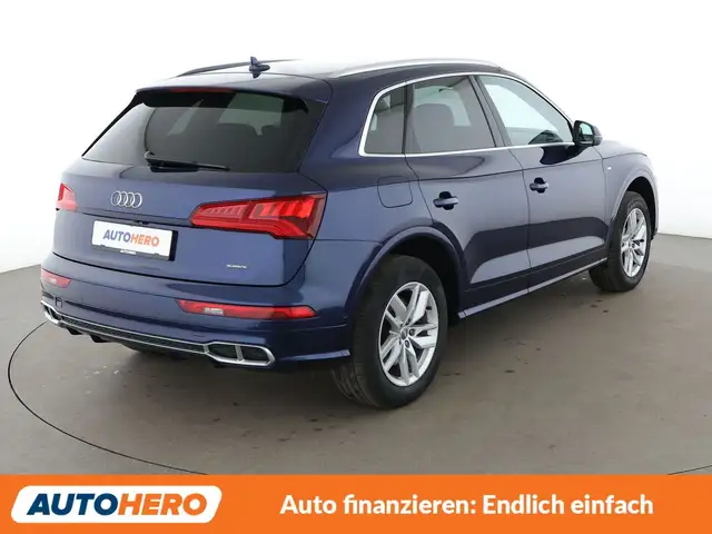 Audi Q5 view 6