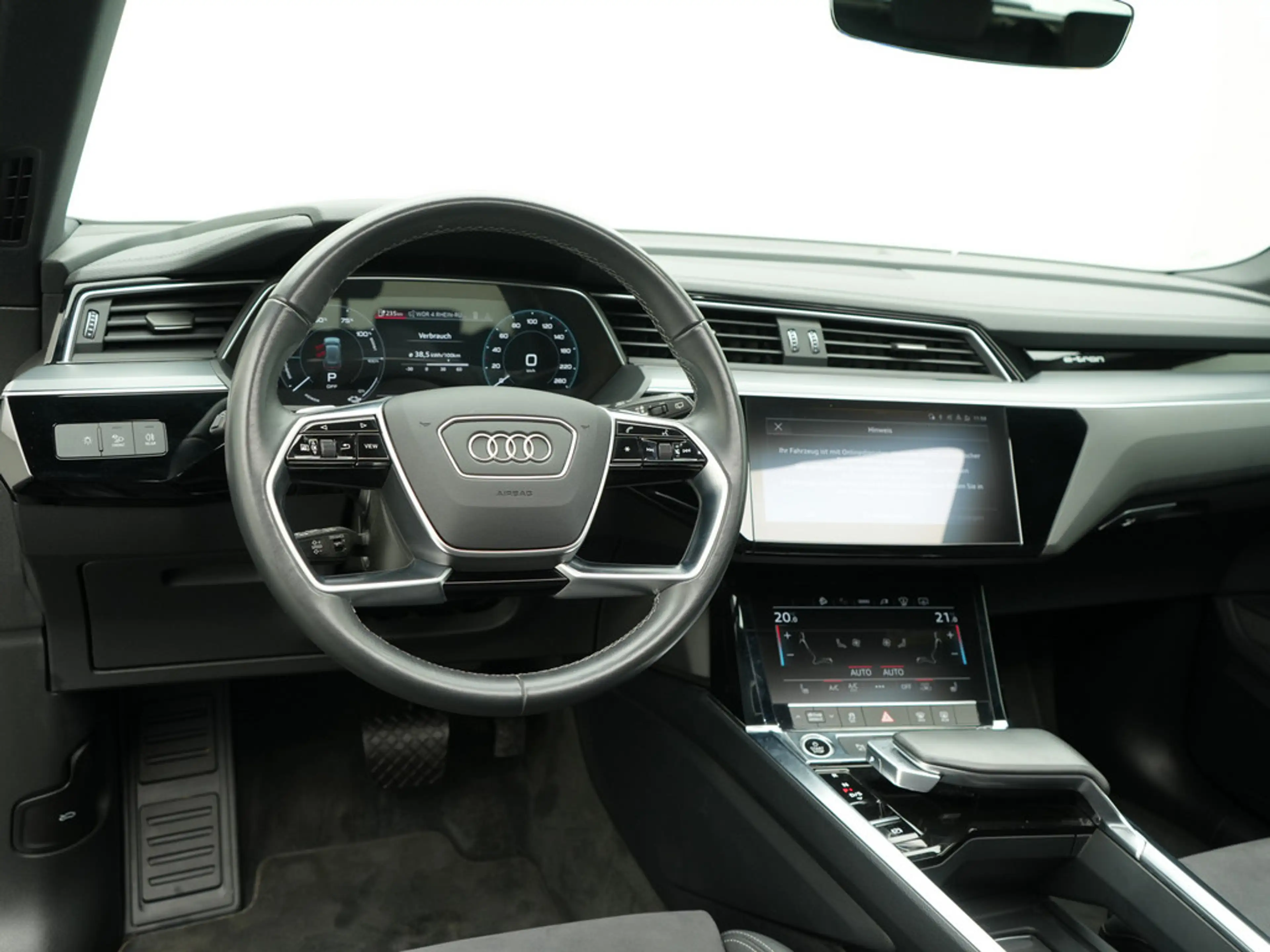 Audi Q8 e-tron quattro S line ACC NAVI B&O PANO AHK — photo 5