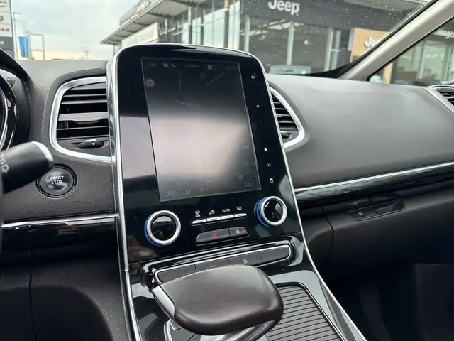Renault Espace view 10