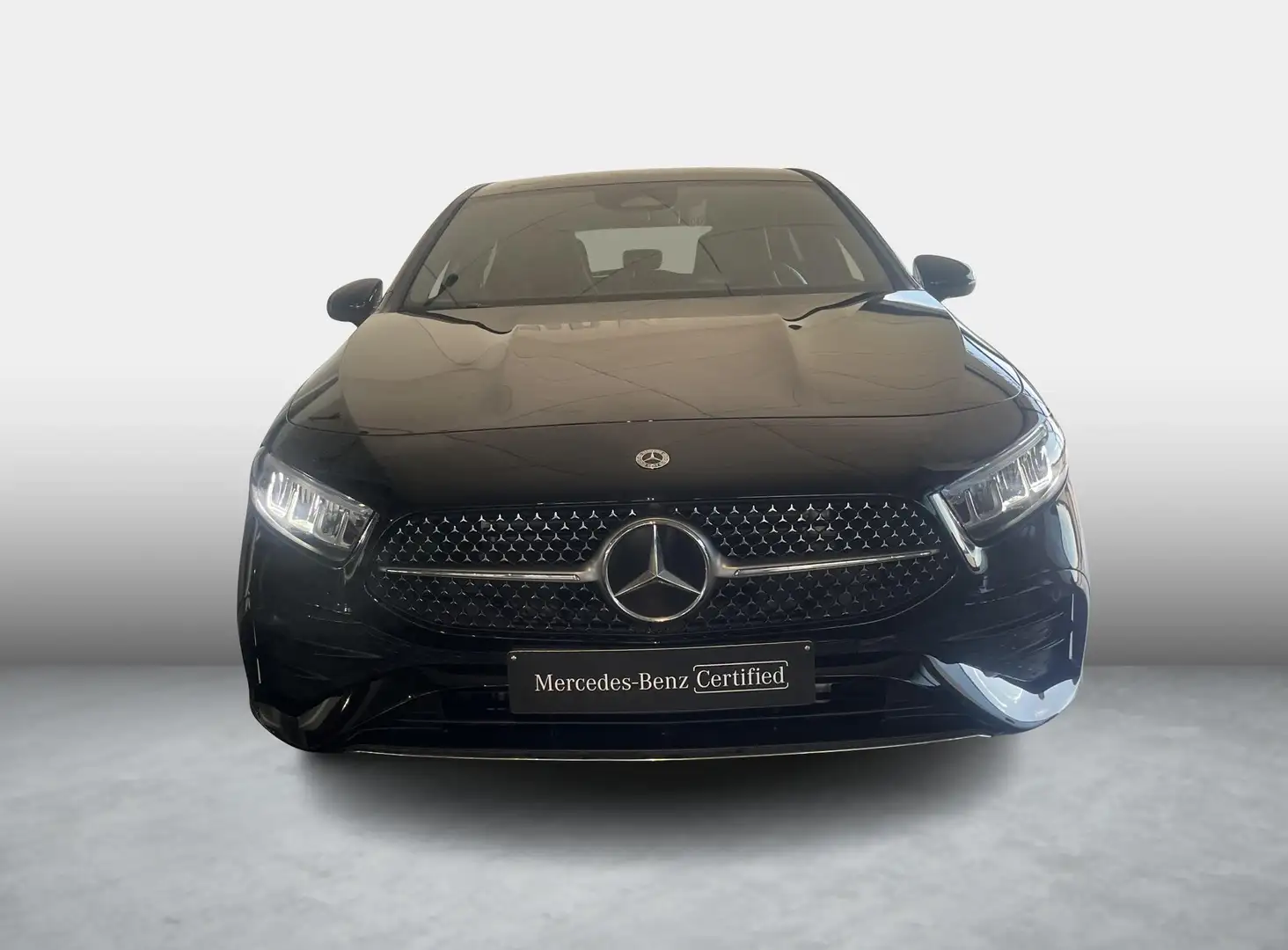 Mercedes-Benz A 180 d NEW MODEL - AMG LINE - FULL LED - TEMPOMAT - CAM Noir - 2