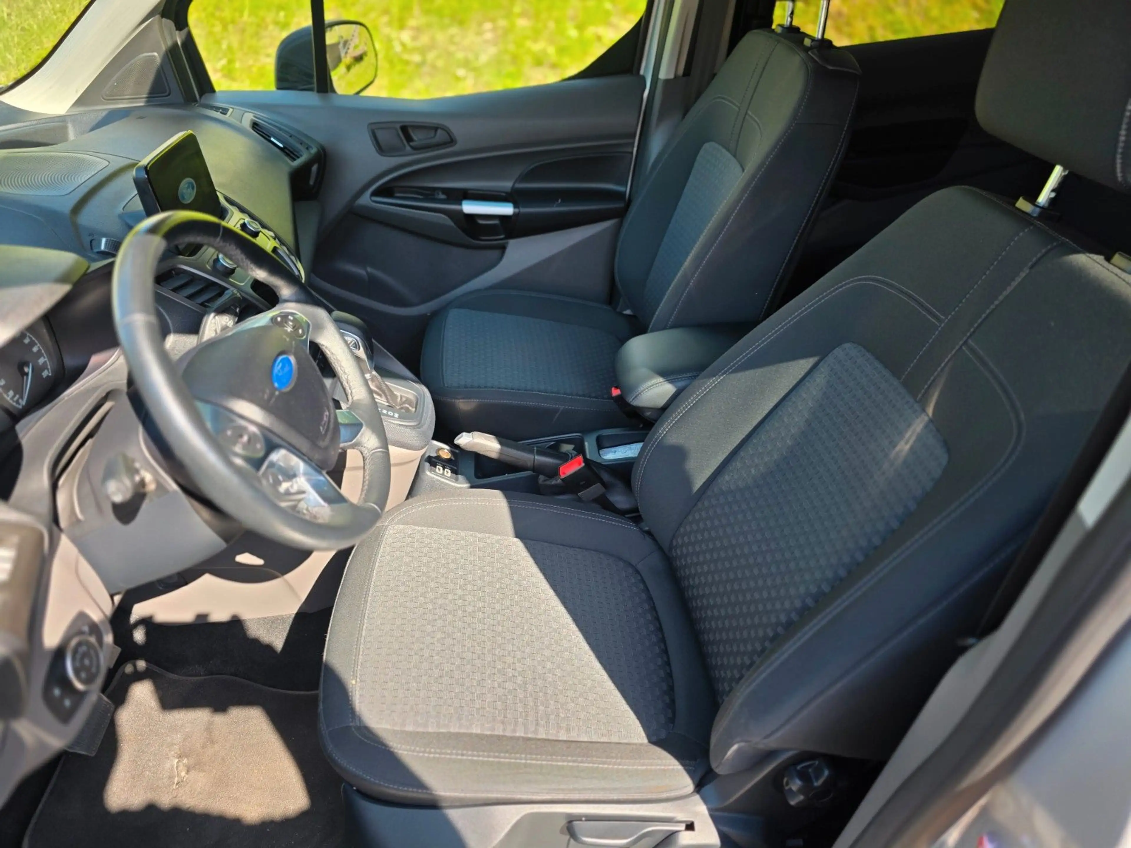 Ford Grand Tourneo Connect Trend,1Hand,Kam,Navi,AHK — photo 13