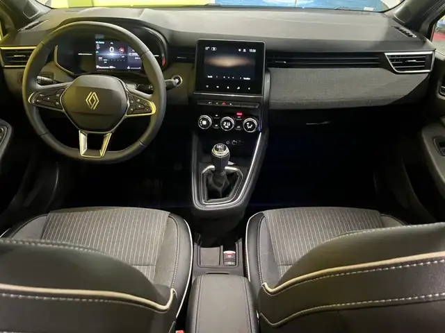 Renault Clio view 6