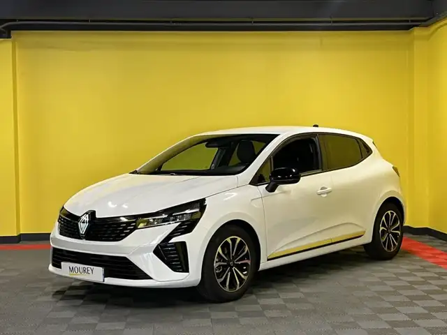 2025 Renault Clio in White for sale