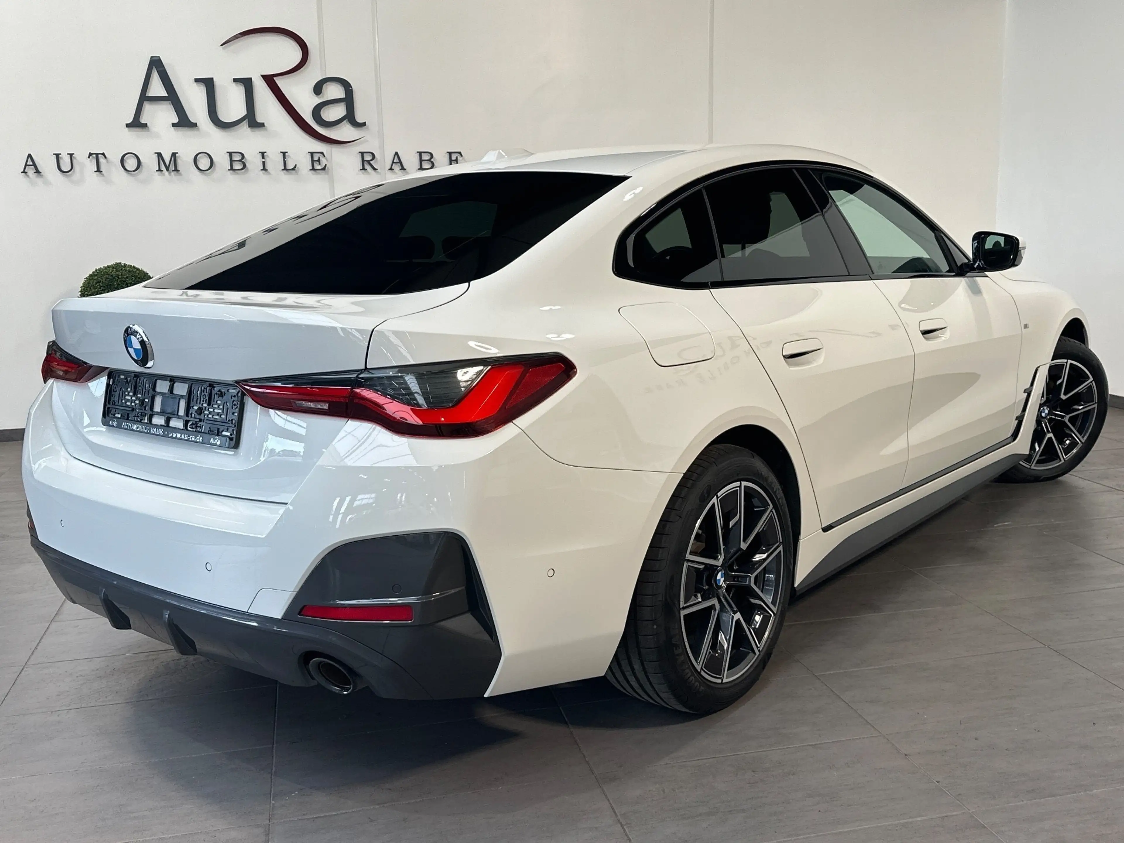 BMW 420 i M-Sport NAV+LED+H&K+ACC+18ZO+KAMERA+SHZ+1HD — photo 4