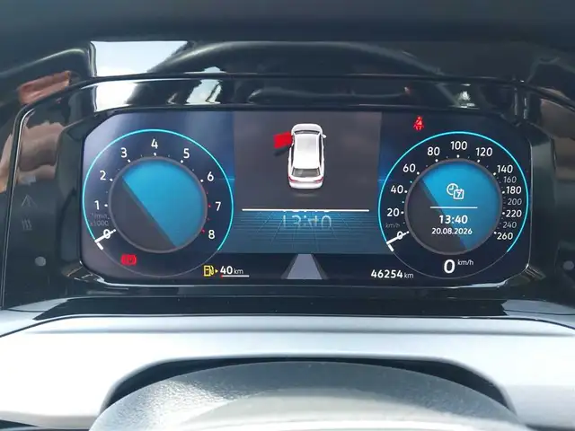 Volkswagen Golf view 10