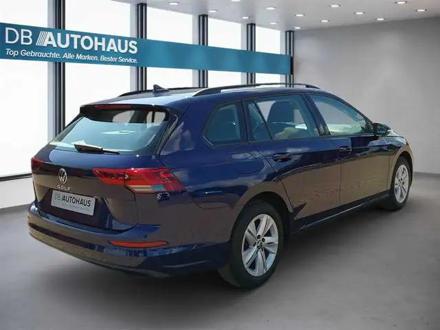 Volkswagen Golf view 4