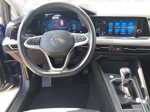 Volkswagen Golf view 9
