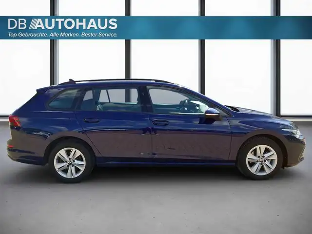 Volkswagen Golf view 3