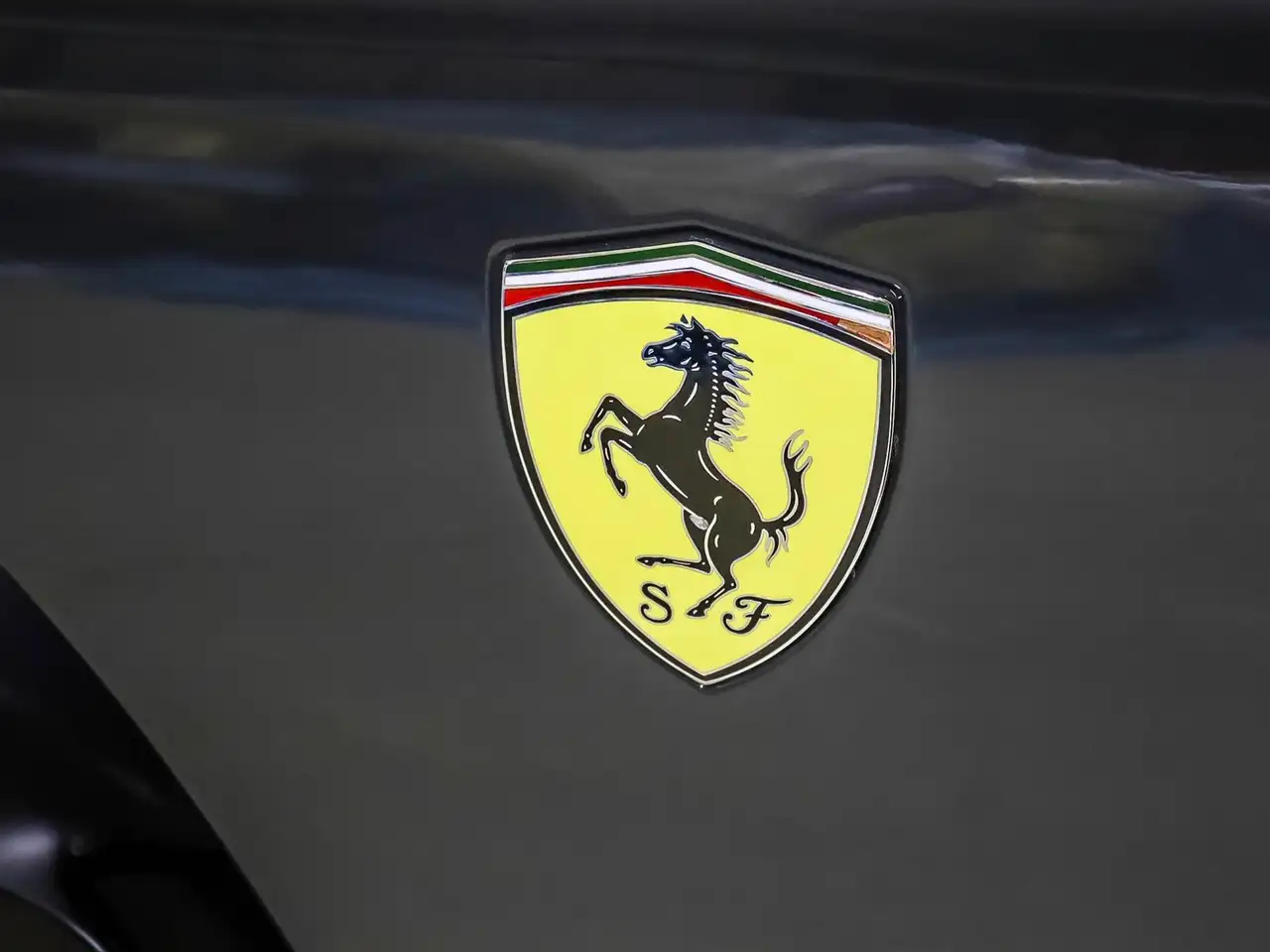 Ferrari Purosangue снимка Ferrari Purosangue