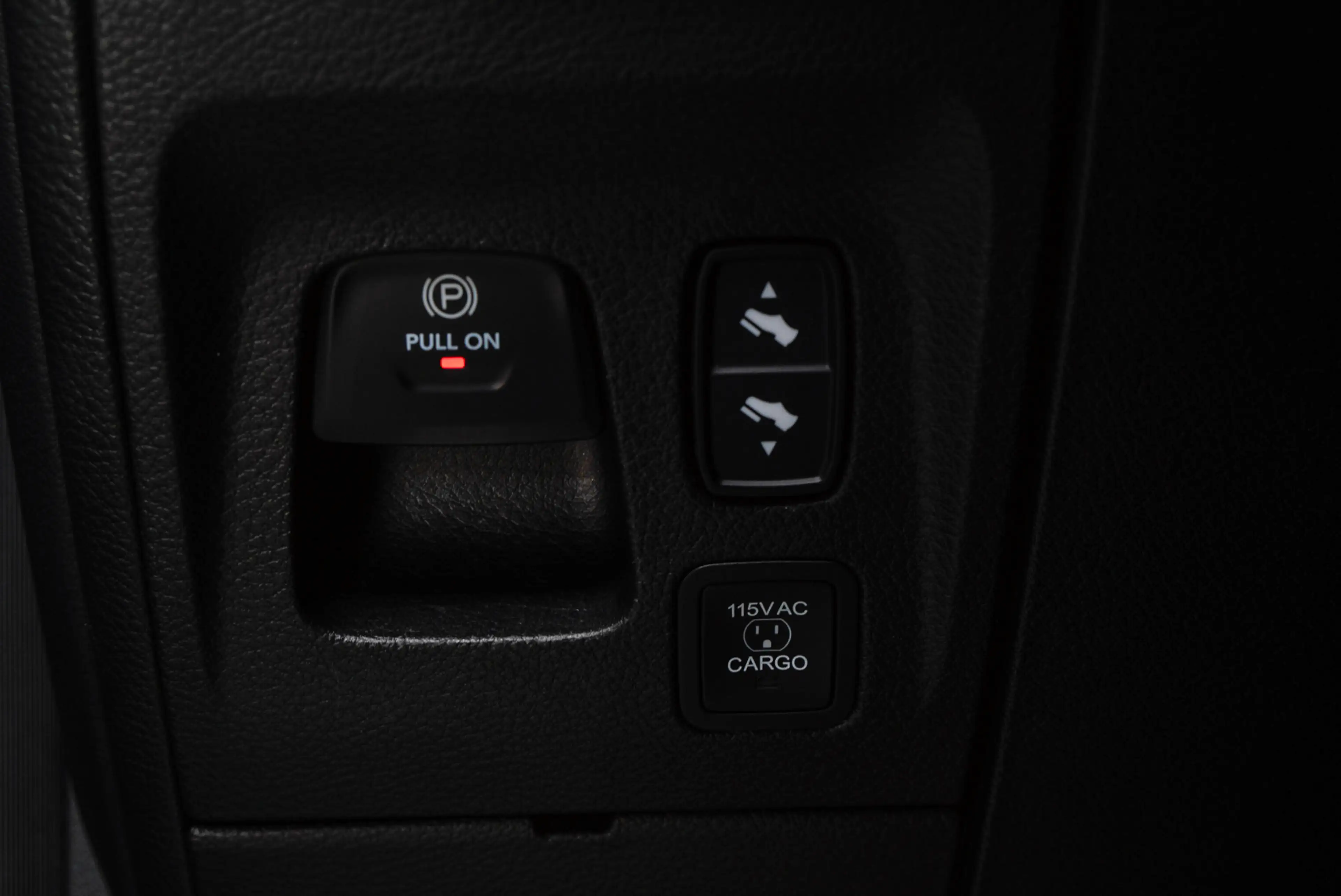 Dodge RAM 1500 5.7 V8 4x4 Crew Cab Laramie Panodak Harman K. — photo 38