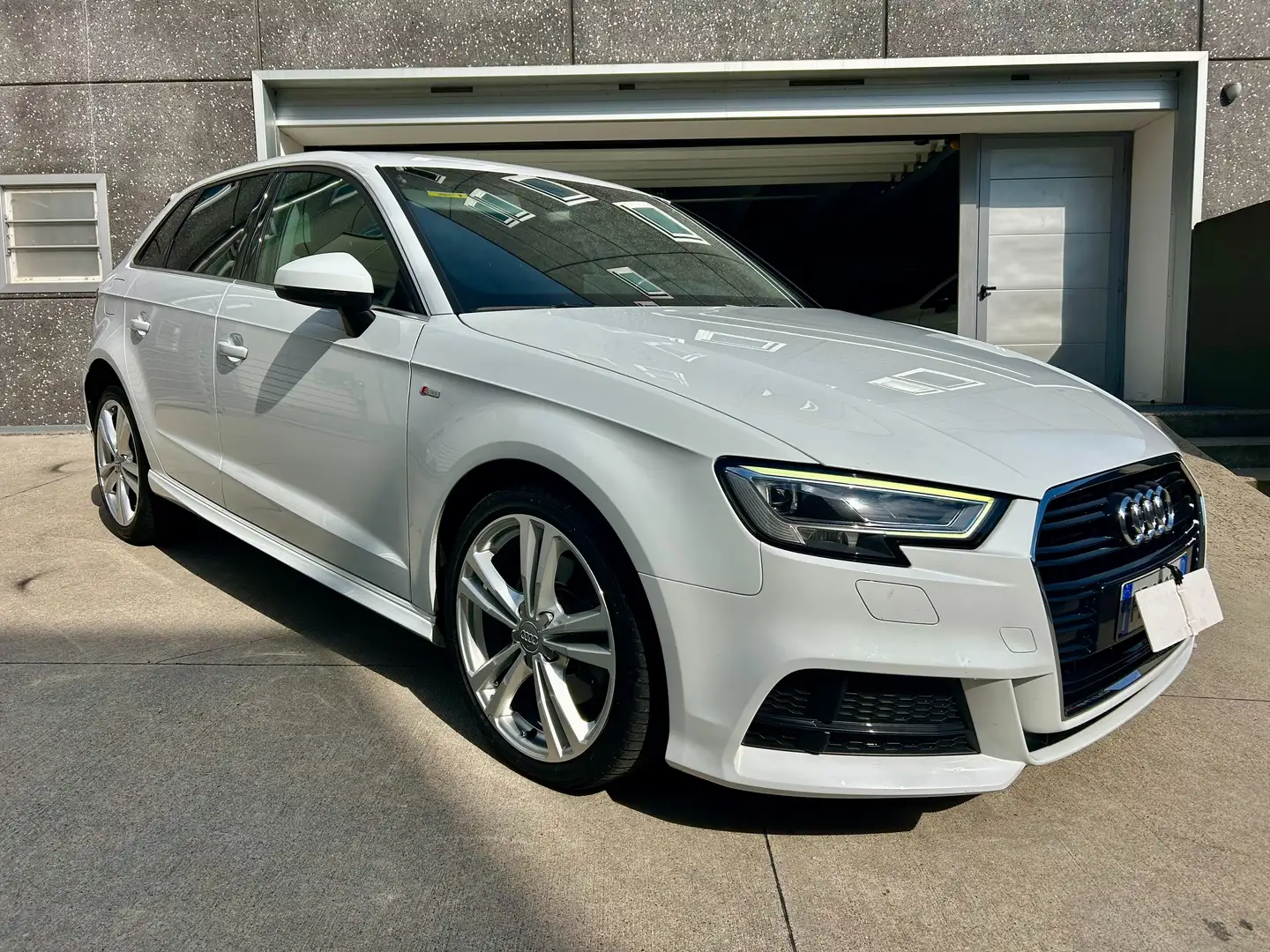 Audi A3 A3 Sportback 35 2.0 tdi 150cv s-tronic S-line Bianco - 1