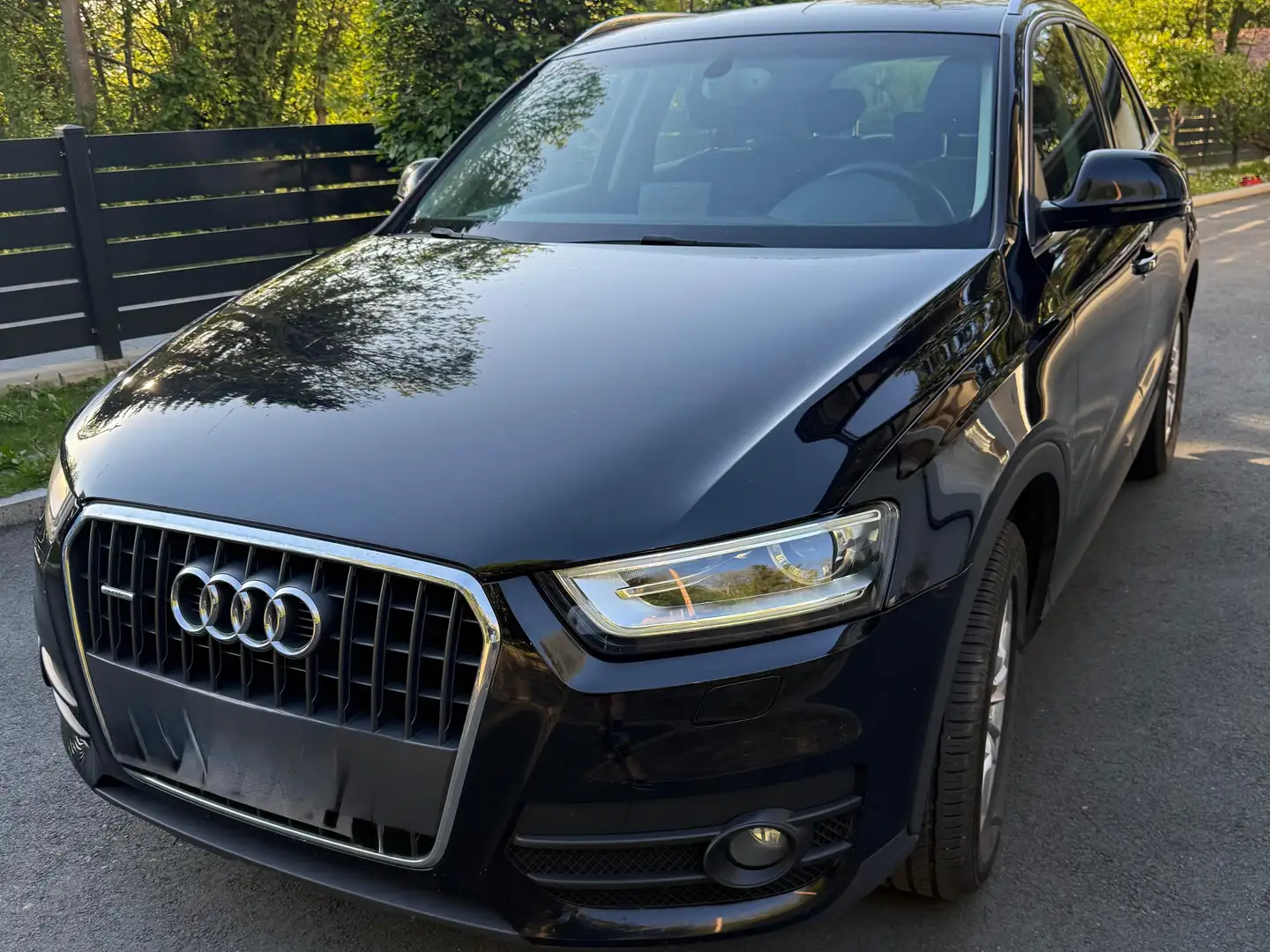 Audi Q3 Q3 2,0 TDI quattro Daylight Daylight Schwarz - 1