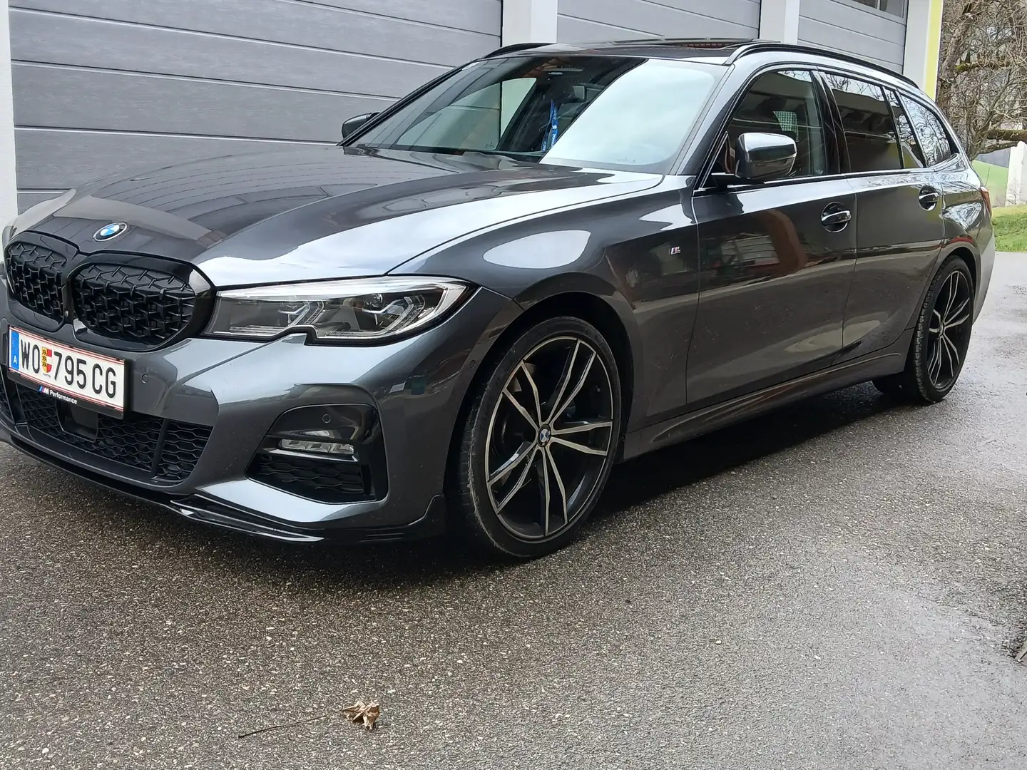 BMW 330 330d xDrive Touring Aut. - 2