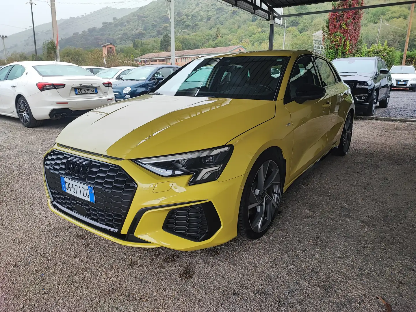 Audi A3 A3 Sportback 40 S line edition quattro s-tronic Amarillo - 1