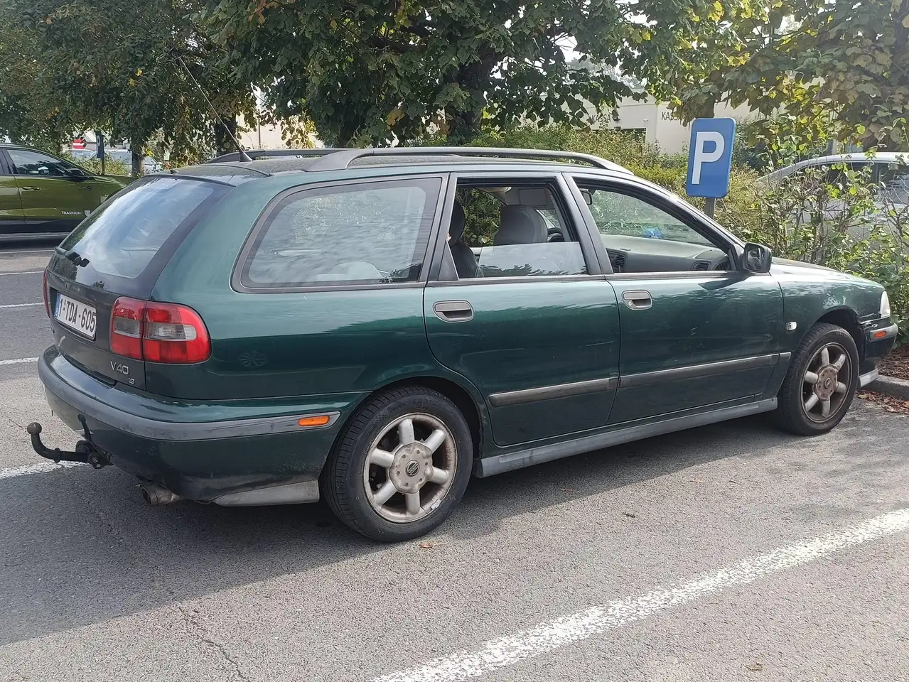Volvo V40 2.0i 16v, foto 3