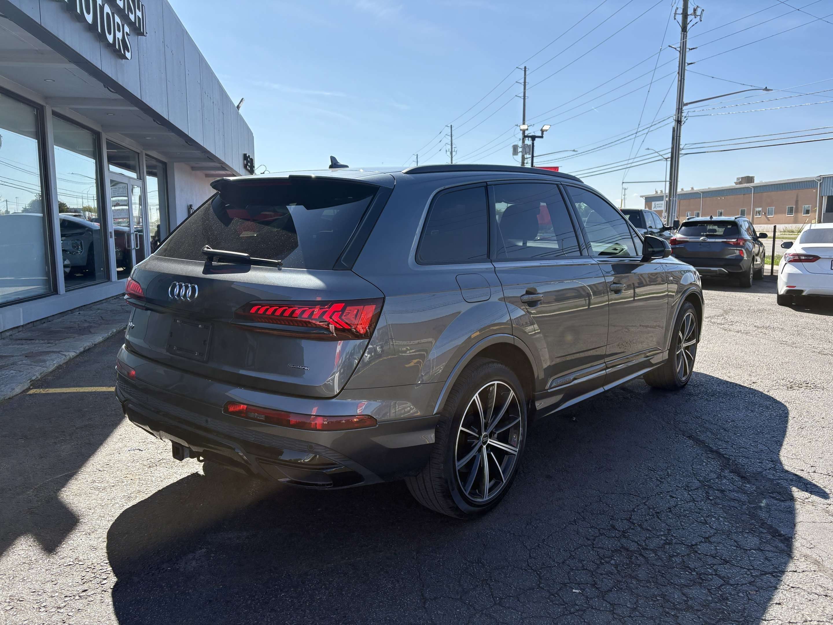 used 2022 Audi Q7 car, priced at $40,950