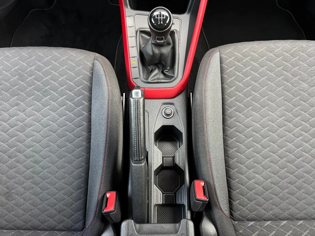 Volkswagen Polo Citadine 5 portes — photo 23