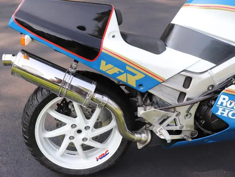Honda VFR 750 - foto 5