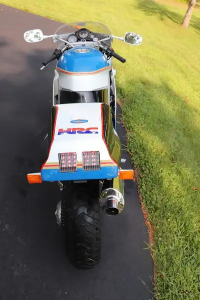 Honda VFR 750 - foto 4