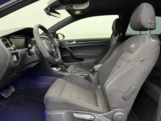 Volkswagen Golf view 8