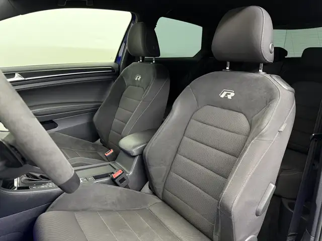 Volkswagen Golf view 7
