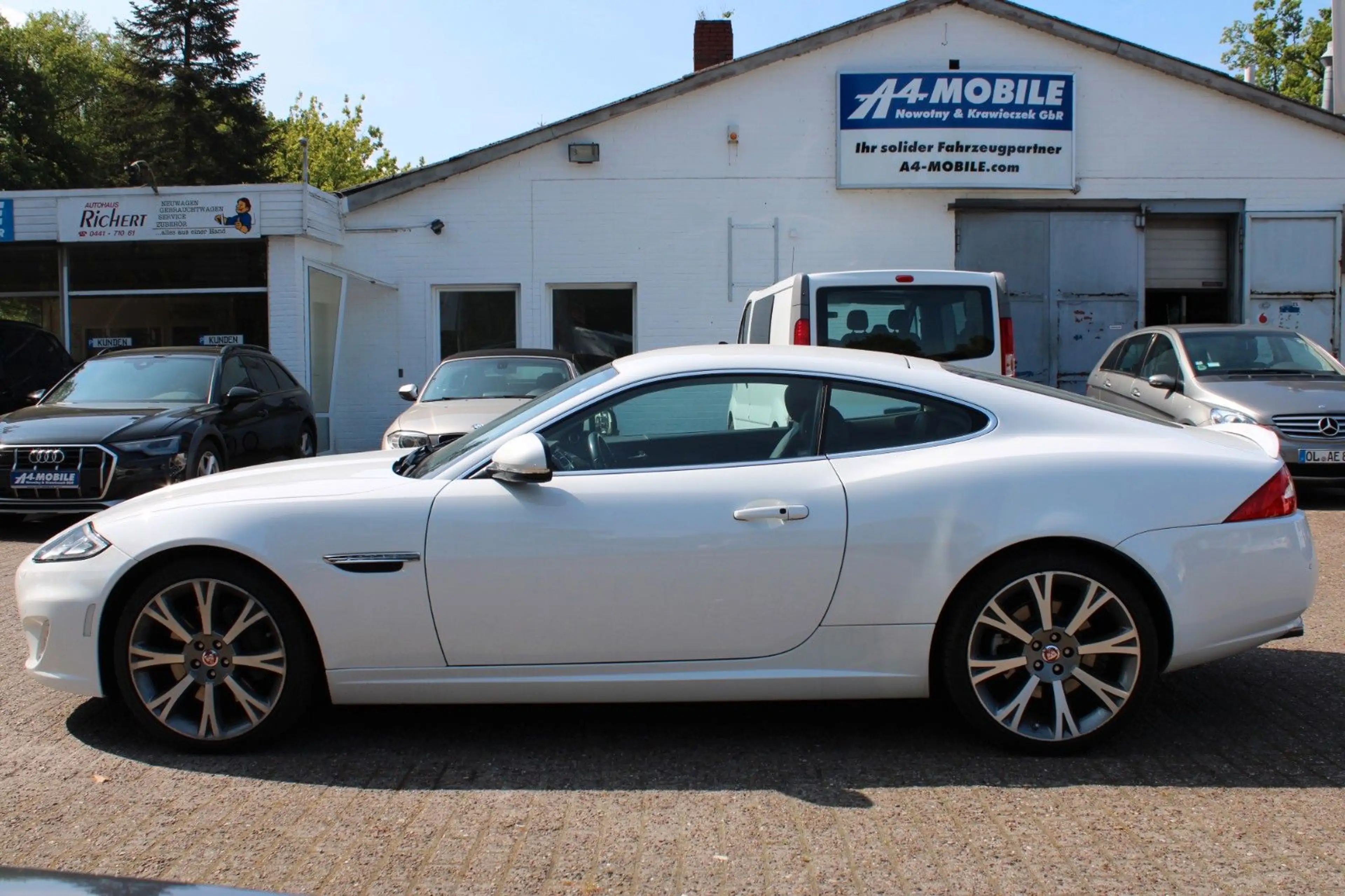 Jaguar XK 5.0 V8 Portfolio Coupé Bowers&Wilkins Kamera — photo 8