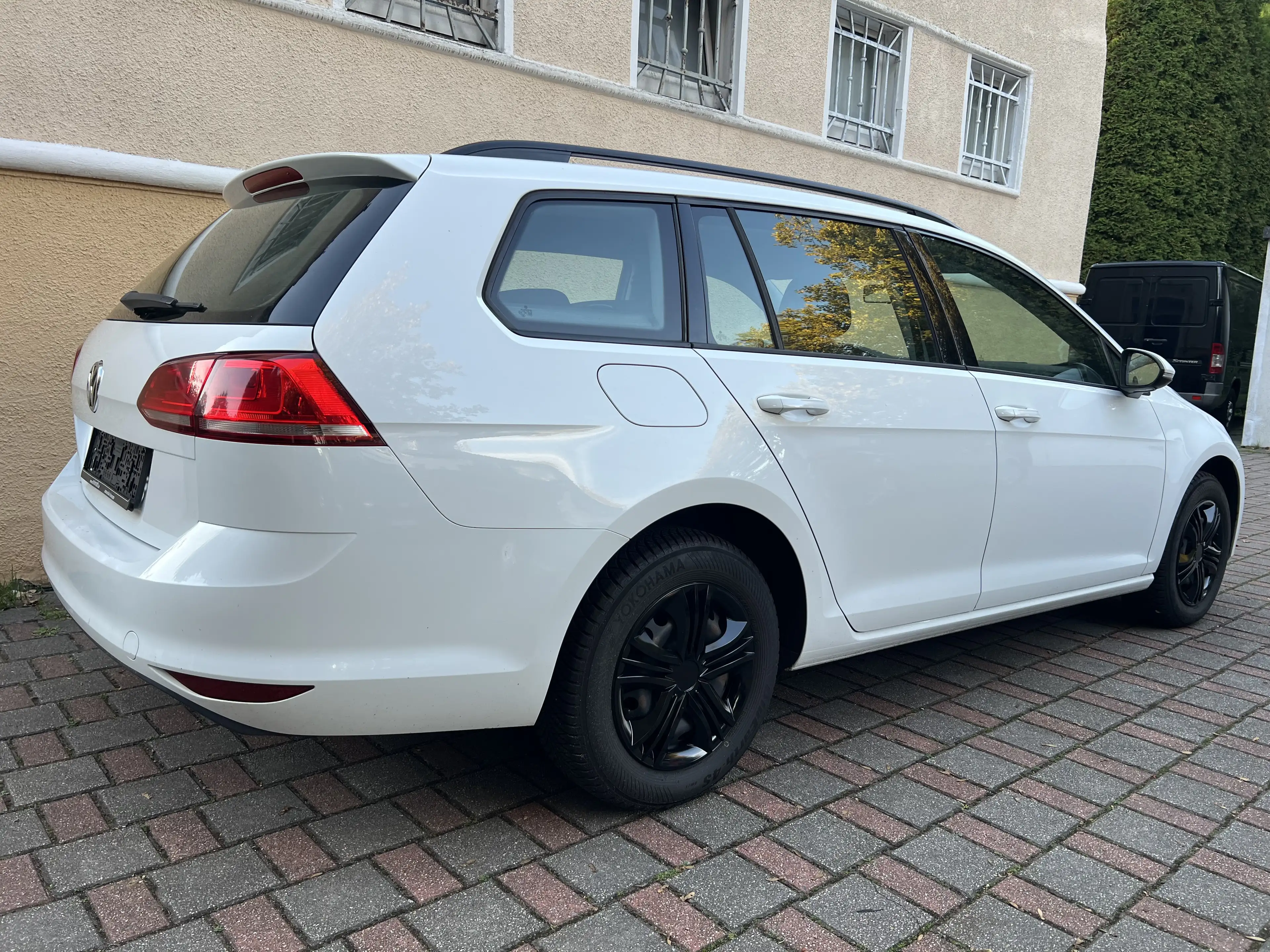 Volkswagen Golf Variant Trendline BMT SHZ TEMPOMAT KLIMA ALLWETTER TÜV NEU — photo 9