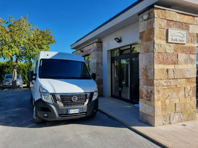 Nissan NV400 2.3 DCI 135CV