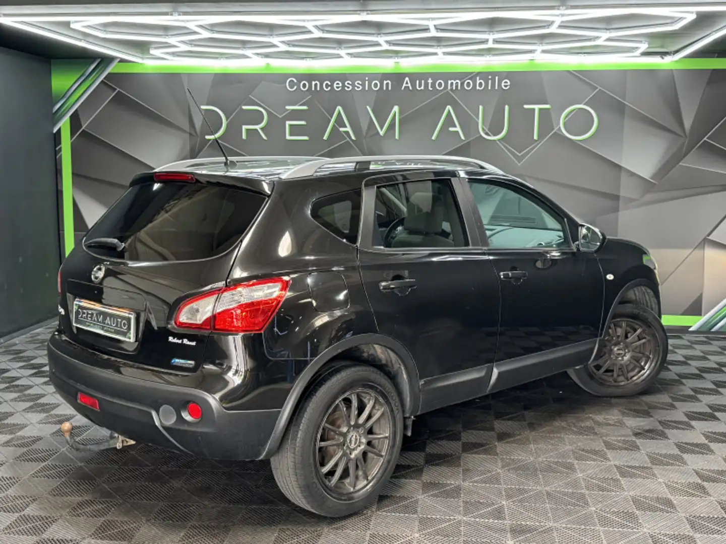 Nissan Qashqai 1.6 DCI 130CH FAP STOP\u0026START TEKNA Noir - 2