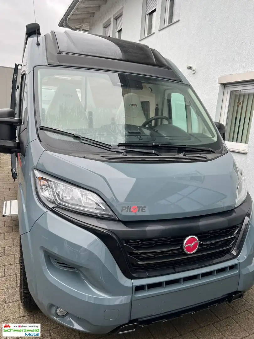 Pilote V600J Automatik AKTIONSPREIS CARAVANING TAGE! Grau - 2