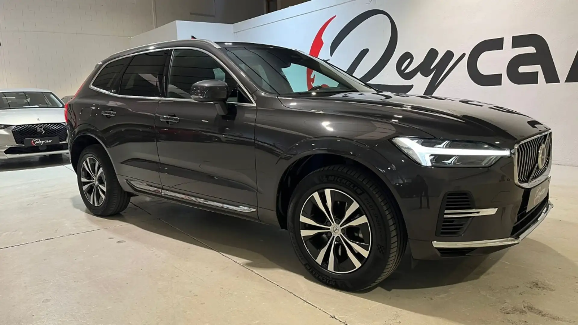 Volvo XC60 T6 Recharge Inscription Expression Gris - 1