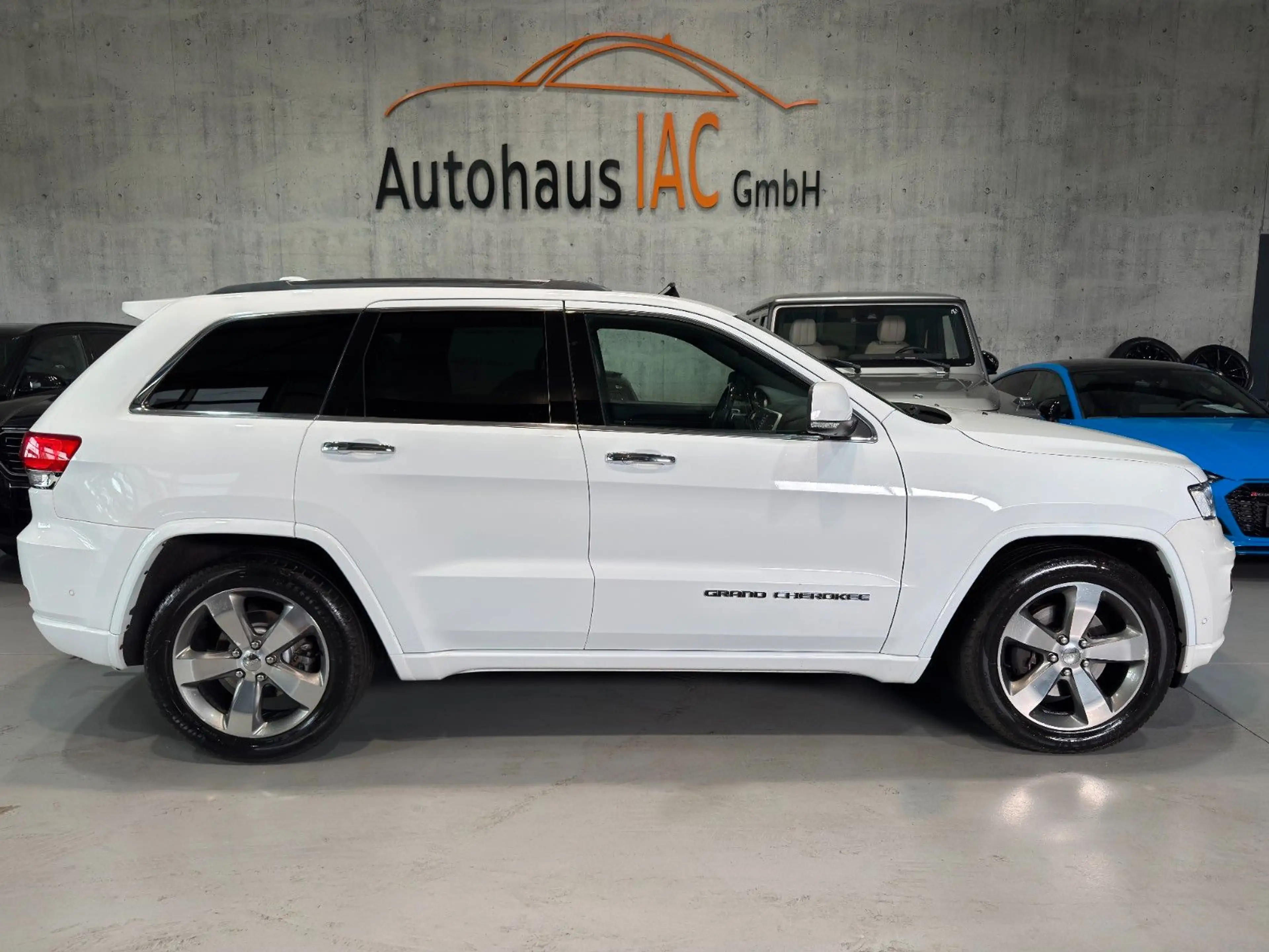 Jeep Grand Cherokee Grand/Cherokee/3.0/CRD/Overland/PANO/LED/AHK/NAV — photo 7