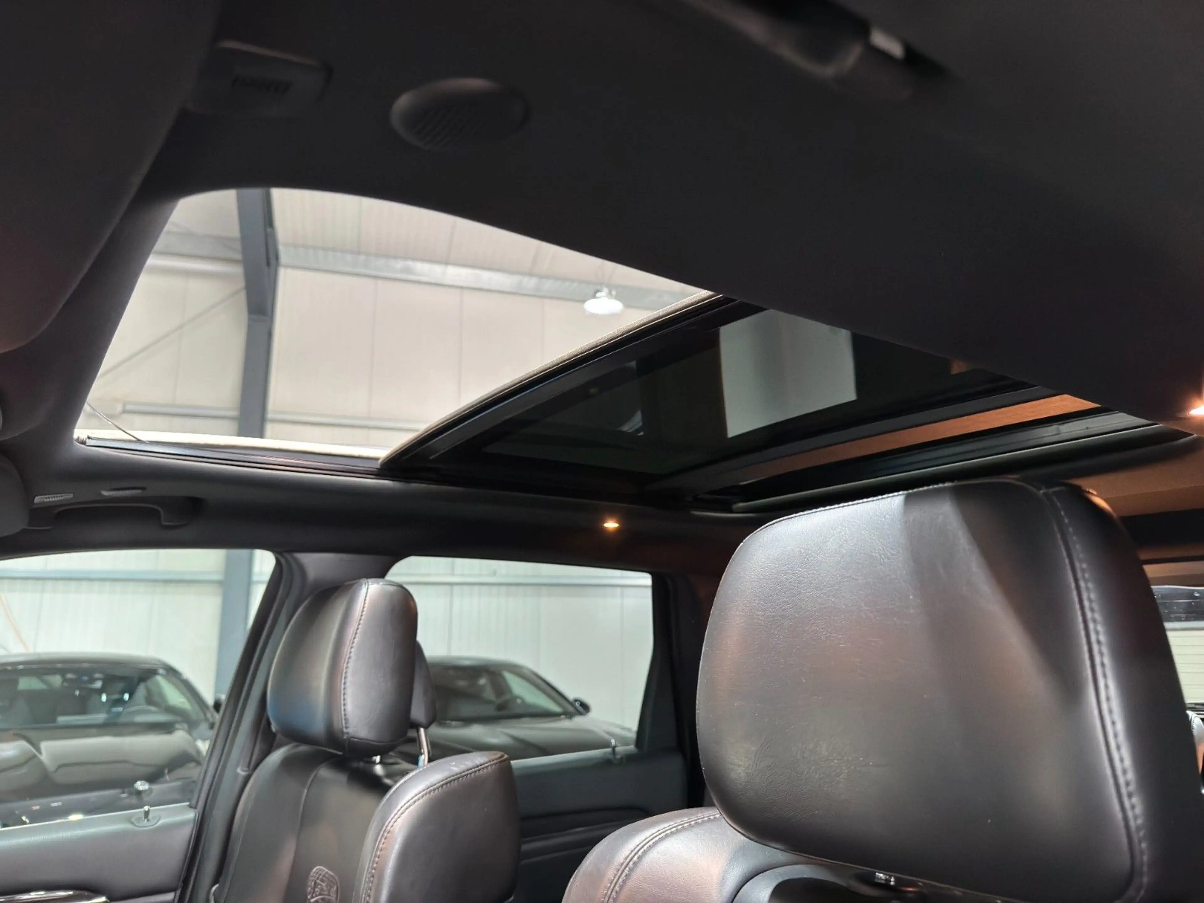 Jeep Grand Cherokee Grand/Cherokee/3.0/CRD/Overland/PANO/LED/AHK/NAV — photo 9