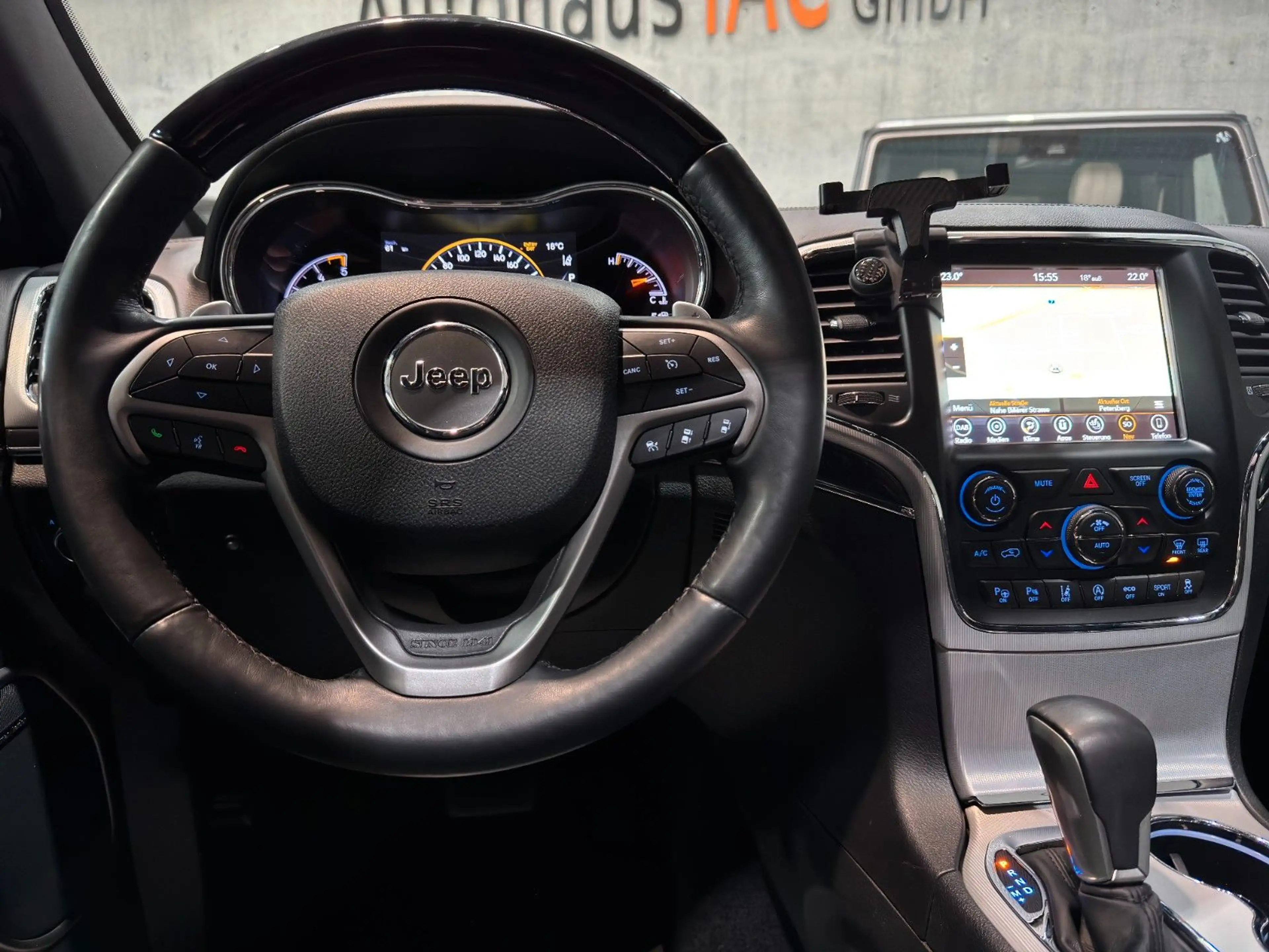 Jeep Grand Cherokee Grand/Cherokee/3.0/CRD/Overland/PANO/LED/AHK/NAV — photo 11