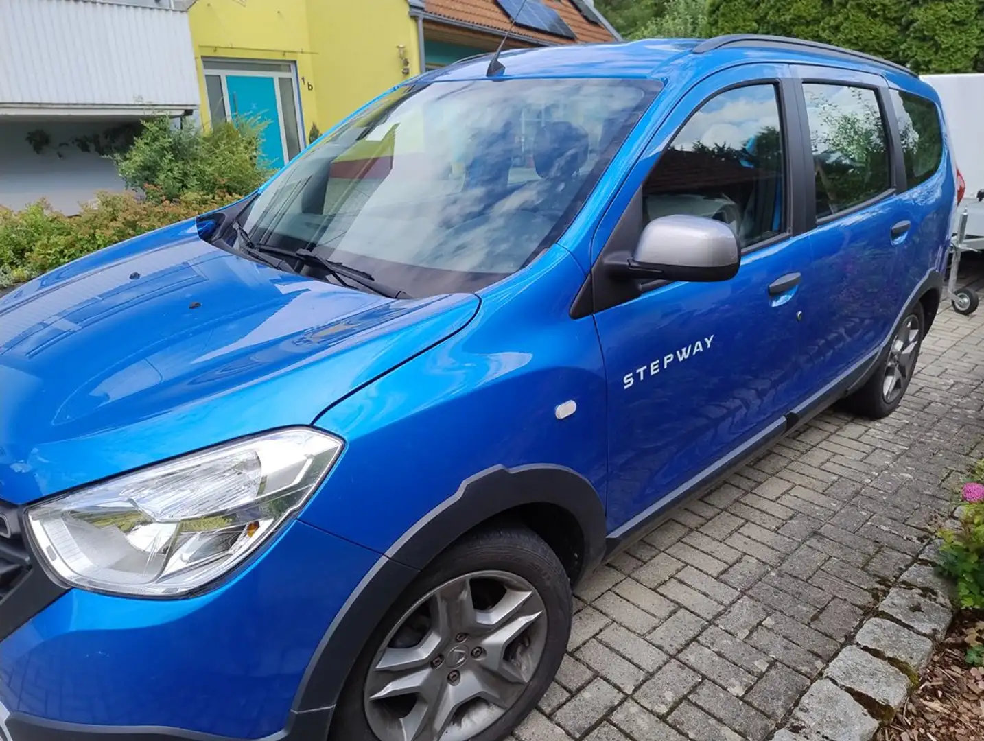 Dacia Lodgy Lodgy SCe 110 ECO-G Stepway Plus - 1