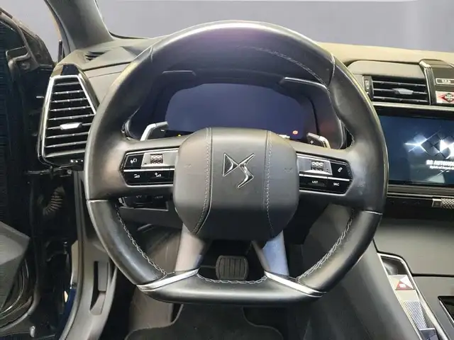 DS Automobiles DS 7 Crossback view 12