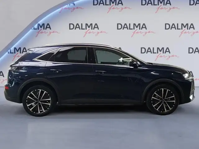 DS Automobiles DS 7 Crossback view 6