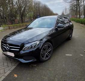 W205 220CDI Black Edition AMG