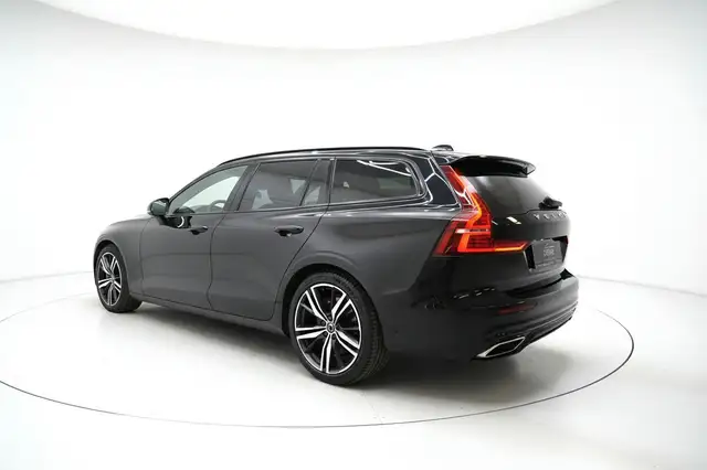 Volvo V60 view 7