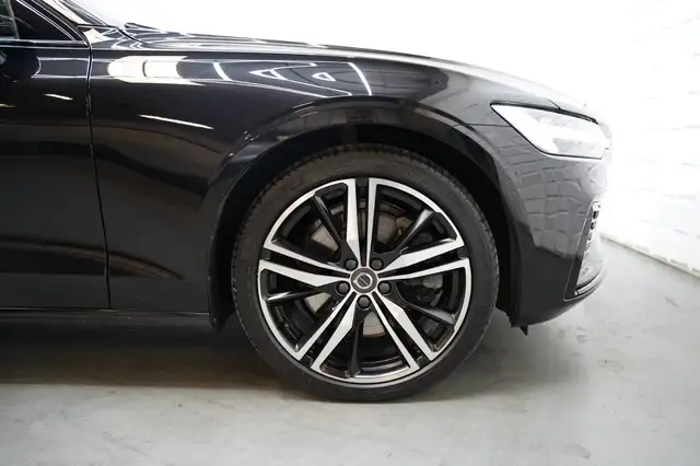 Volvo V60 view 11