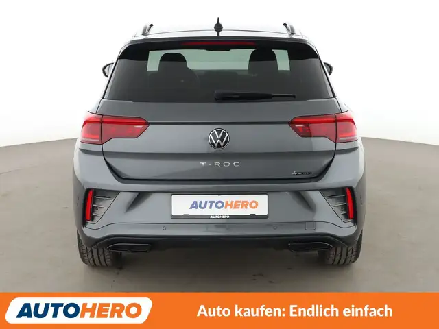 Volkswagen T-Roc view 5