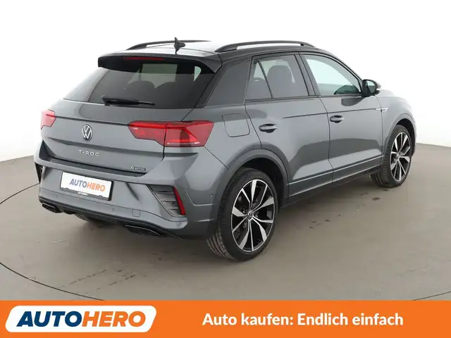 Volkswagen T-Roc view 6