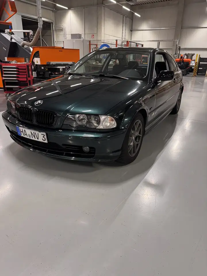 BMW 325
