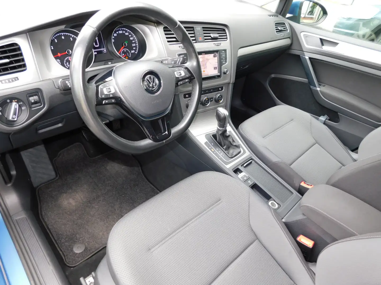 Volkswagen Golf Variant 1.0TSI 116PK DSG COMF.LINE! All-in Prijs! Trekhaak Bleu - 2